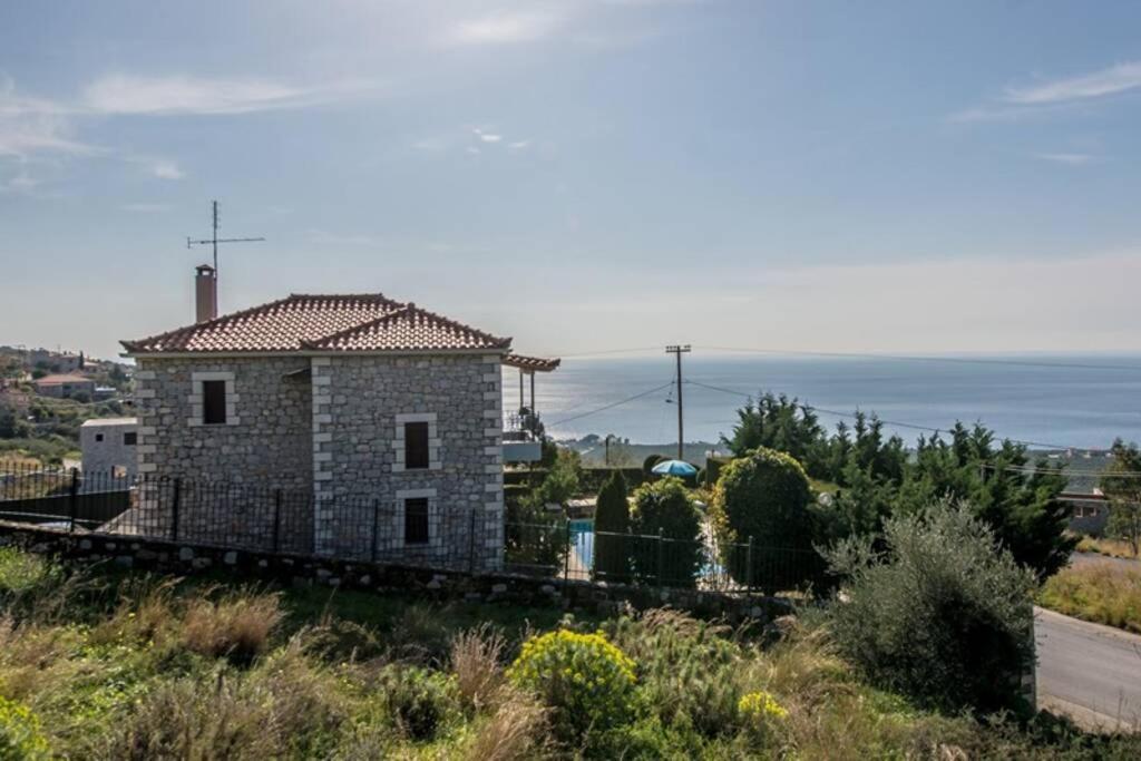 Kelly'S Villa In Stoupa Neokhorion  Exterior photo