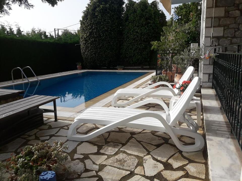 Kelly'S Villa In Stoupa Neokhorion  Exterior photo